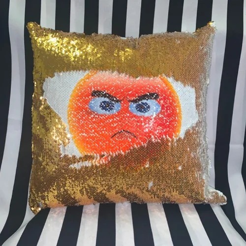 Screaming pillow